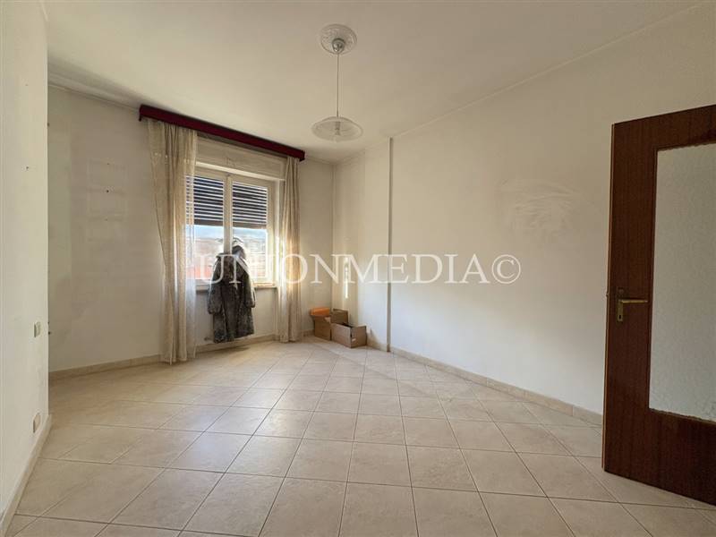 15 sarzana centro appartamento.jpg