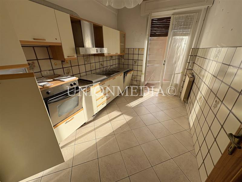 9 sarzana centro appartamento.jpg