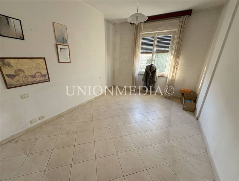 16 sarzana centro appartamento.jpg