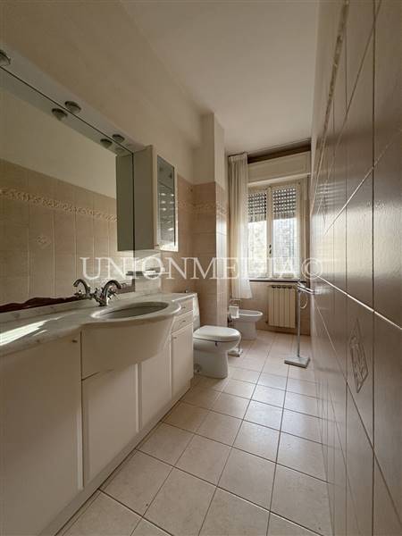 18 sarzana centro appartamento.jpg