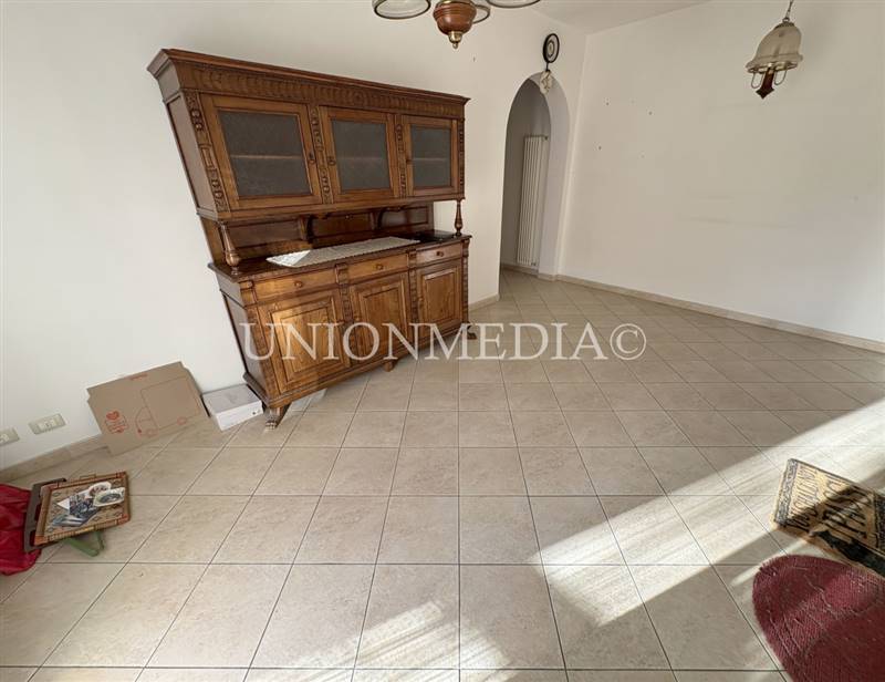 4 sarzana centro appartamento.jpg