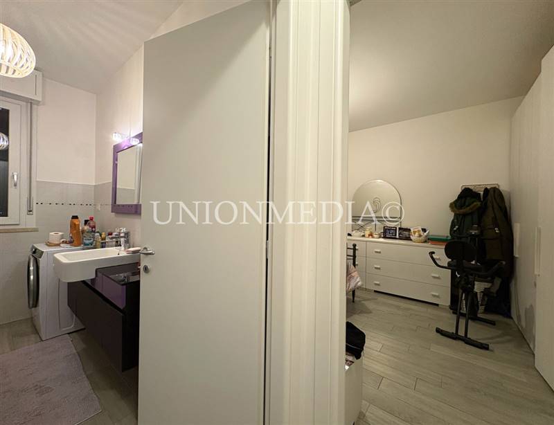 12 arcola la spezia appartamento bilocale.jpg