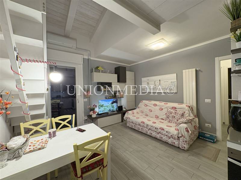 8 arcola la spezia appartamento bilocale.jpg