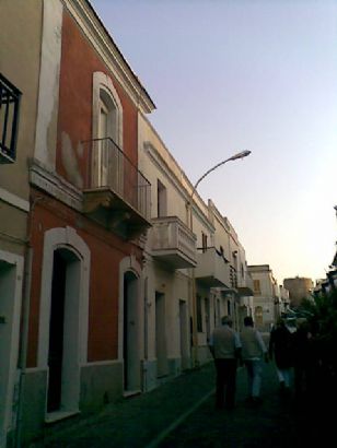 via Marconi viasta lato piazza