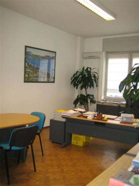 ufficio 1.JPG