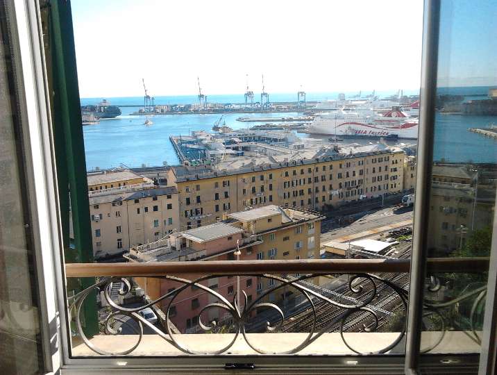 Appartamento in Via Pagano Doria in zona Principe a Genova