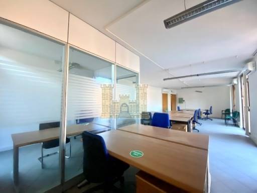 FONDI NEGOZI UFFICI - APPARTAMENTO USO UFFICIO - F