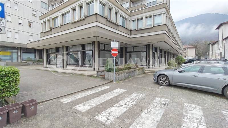 BR-109-NV 08 (22).jpg