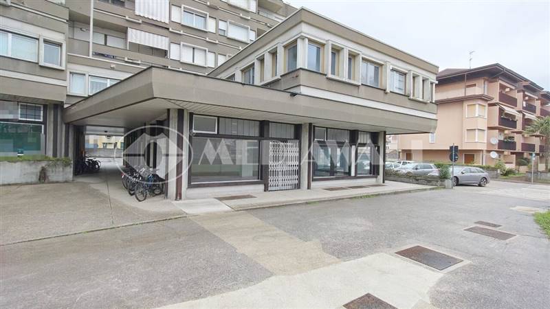 BR-109-NV 08 (17).jpg