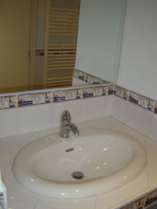 bagno lavandino specchio