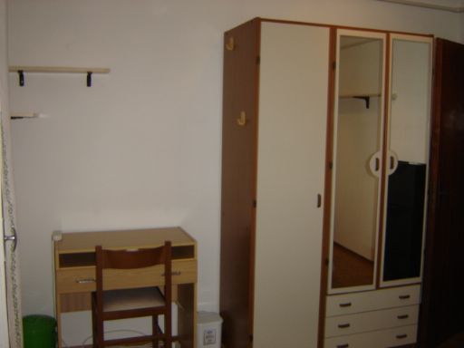 armadio 2° camera matr. o 2 letti