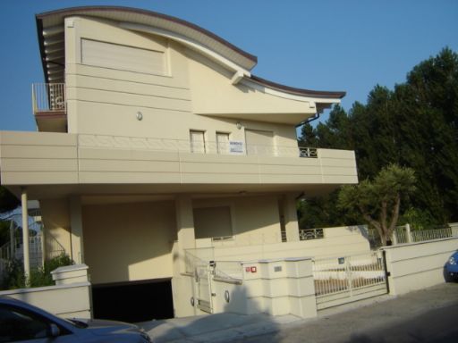 ingresso autorimesse