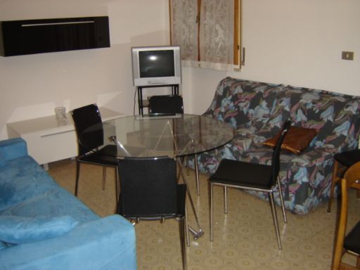 sogg. pranzo con balcone