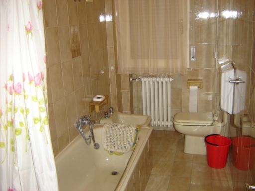 bagno vasca e doccia