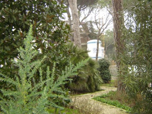 gardino lato ovest verso sud