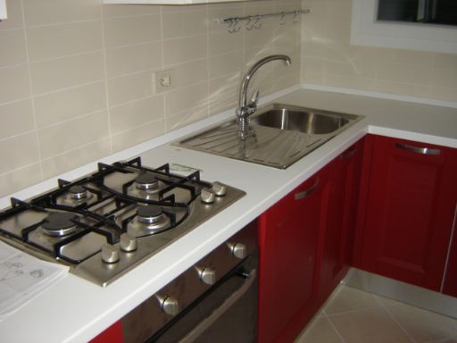 lavello, fuochi, forno e lavastoviglie