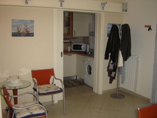 sogg. con in fondo cucina