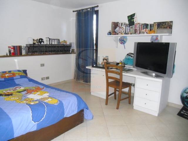 vendesi villa moderna San Donato in Collina