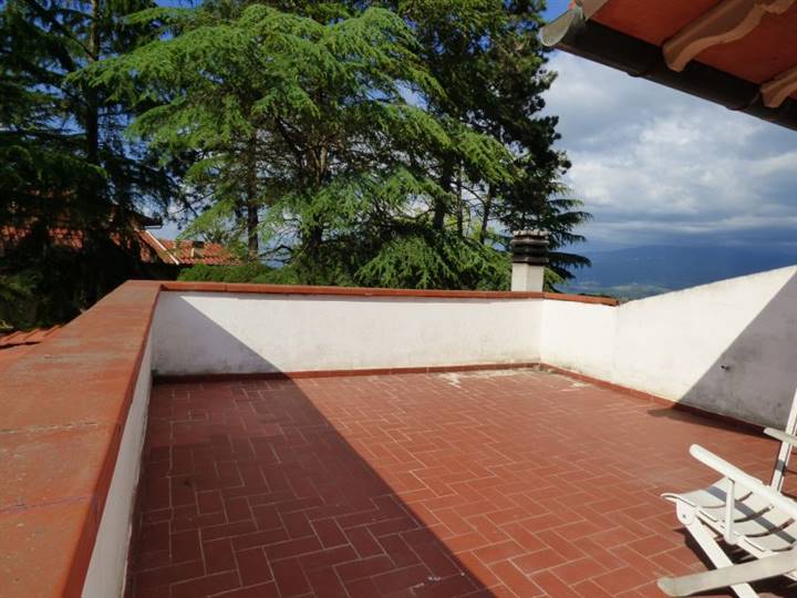 BAGNO A RIPOLI VENDESI VILLA MODERNA