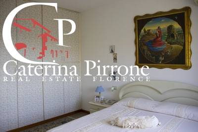 Massarosa vendesi villa con vista mare