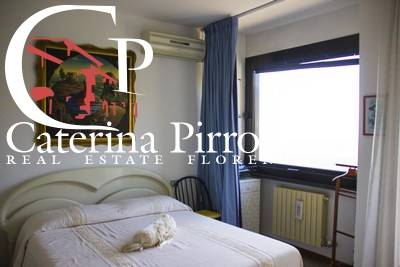 Massarosa vendesi villa con vista mare