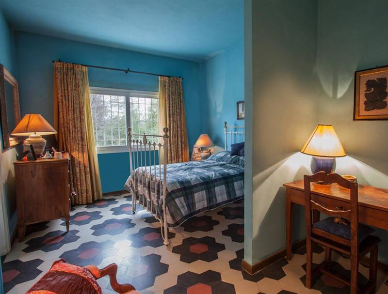 Fucecchio vendesi villa con parco