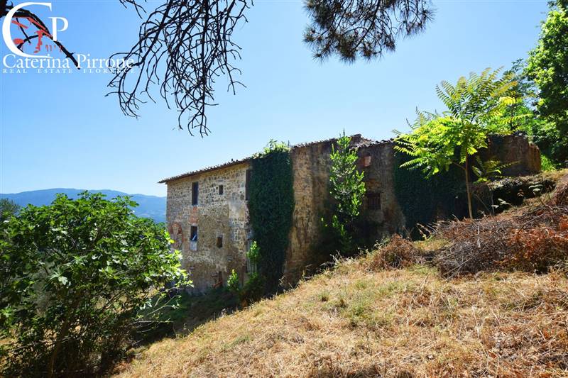 Rignano sull'Arno - Bisticci vendesi colonica da