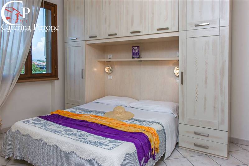 Vada Mazzanta vendesi appartamento con balcone e