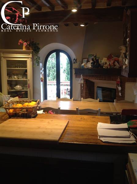 Vicchio, Barbiana vendesi immobile con giardino