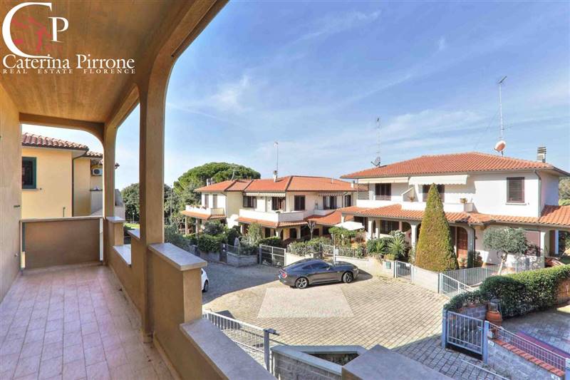 Castiglioncello vendesi bilocale con garage