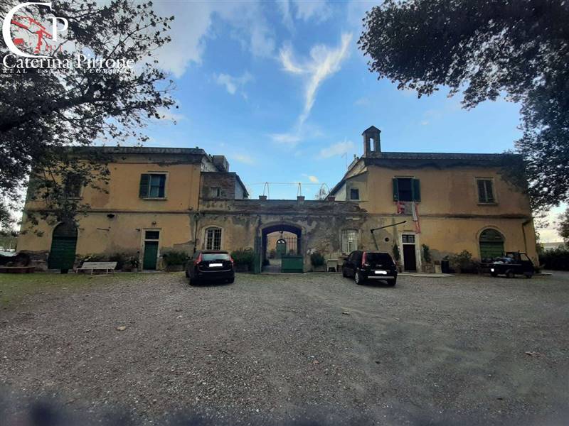 Villa in Stradone del Tripesce in zona Vada a Rosignano Marittimo
