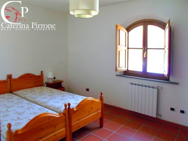 UGOLINO VENDESI COLONICA CON TERRENI