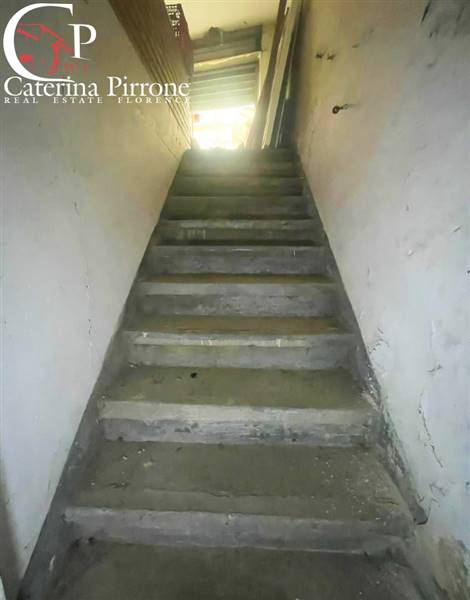 FONDO ARTIGIANALE/GARAGE IN VENDITA