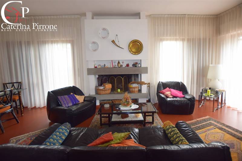 PELAGO VENDESI VILLA MODERNA