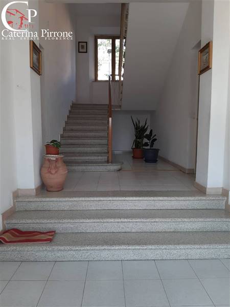 Vada vendesi appartamento da ristrutturare