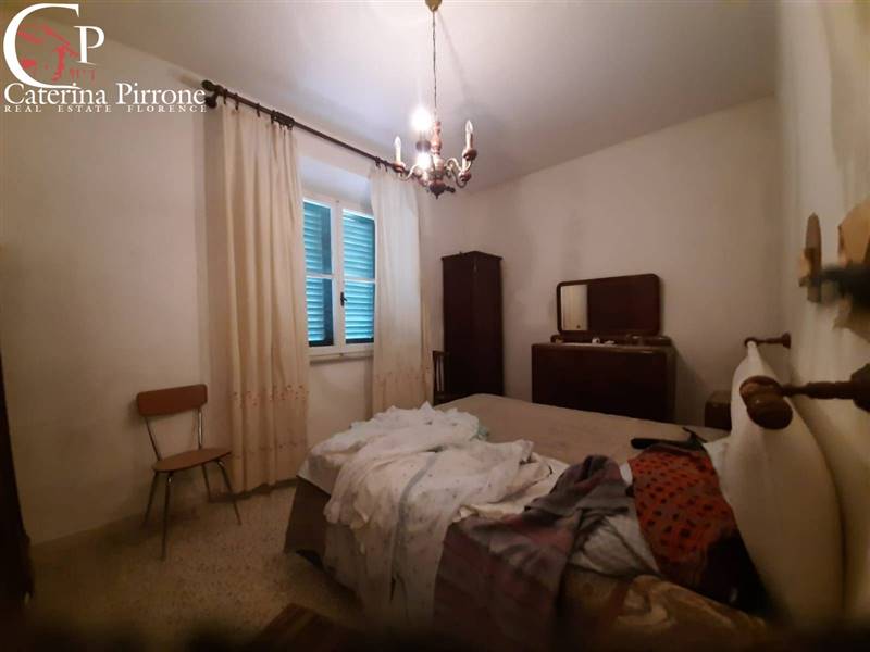 Vada vendesi appartamento da ristrutturare