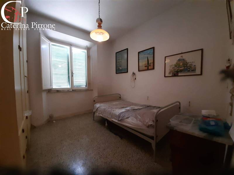 Vada vendesi appartamento da ristrutturare