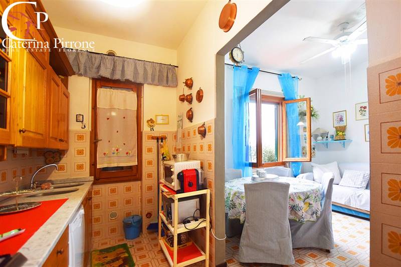 BIFAMILIARE INDIPENDENTE IN VENDITA CON GIARDINO