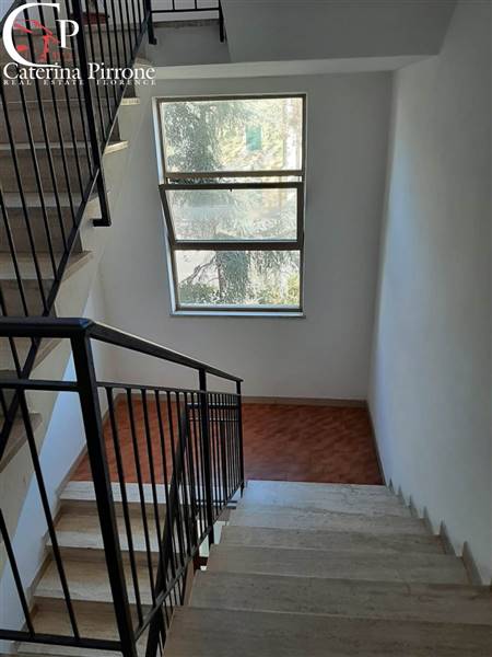 Vada vendesi appartamento di 4 vani