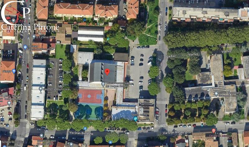 Firenze zona Gavinana vendesi ampio garage