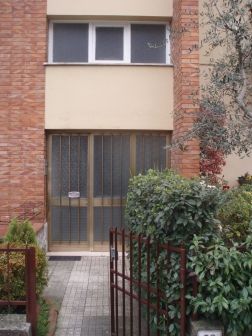 INGRESSO NELLA PALLAZZINA