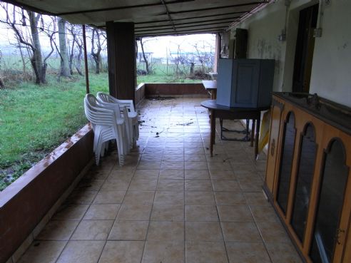 Casa singola da ristrutturare in zona Ciarnin a Senigallia