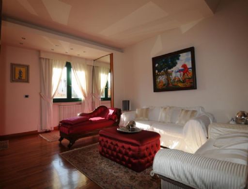 Villa a schiera in ottime condizioni a Montemarciano