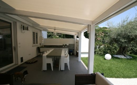 giardino e patio attrezzato