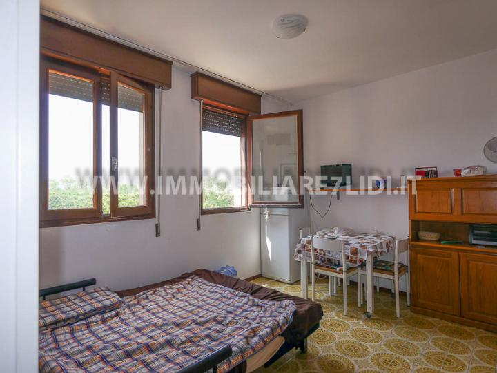 soggiorno con divano letto matrimoniale