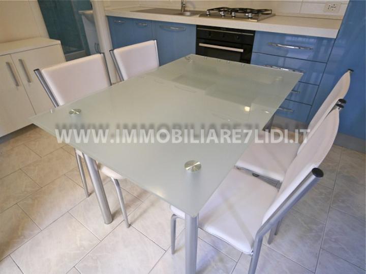 tavolo del soggiorno