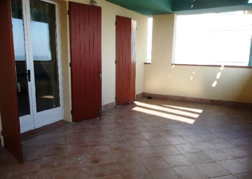 ampio terrazzo abitabile (2)