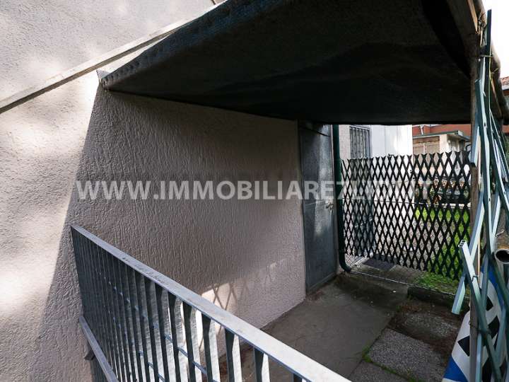 ripostiglio sottoscala + posto chiuso e coperto pe