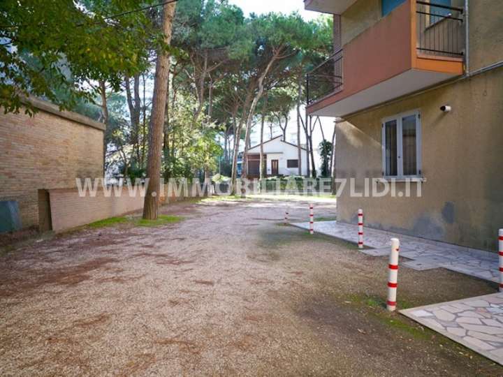 posto auto interno condominiale di diritto (2)