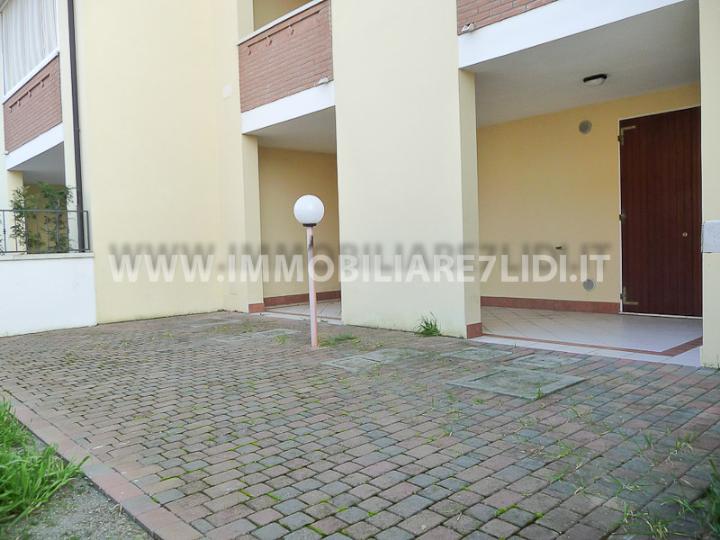 esterno della villetta (4)